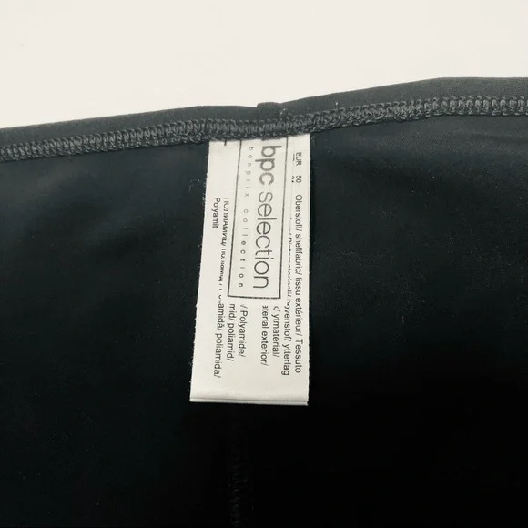 Plus Size 1X Black Belted Swim Short - Picture 8 of 9